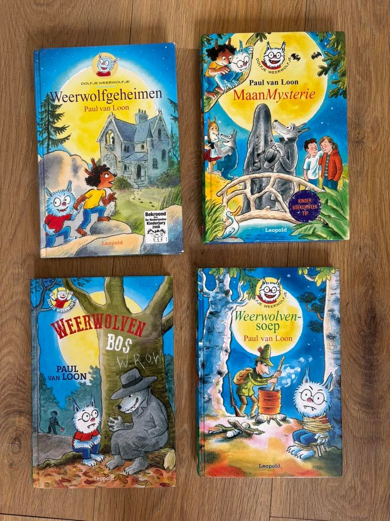 Dolfije Weerwolfje boeken, Boeken, Ophalen of Verzenden, Zo goed als nieuw, Fictie algemeen