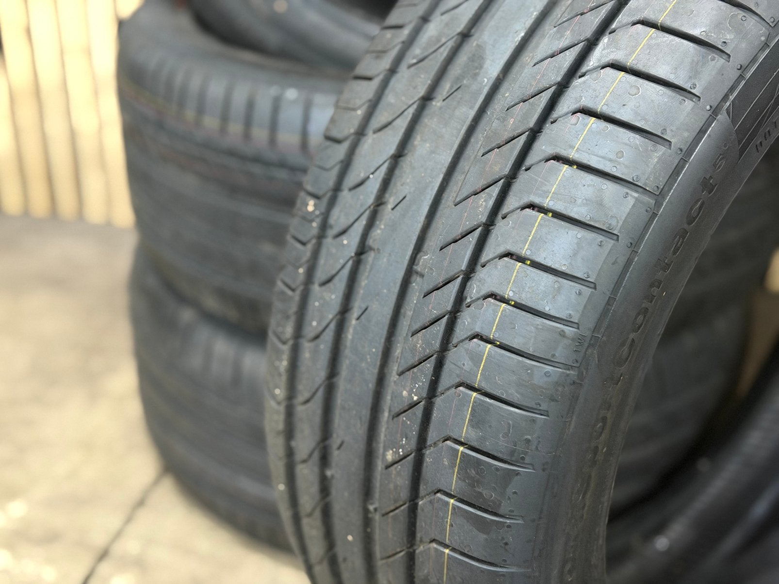 4x 235/45 R18 Continental Demo Zomerbanden zgan €350 all in, Ophalen, 18 inch, 235 mm, Band(en)