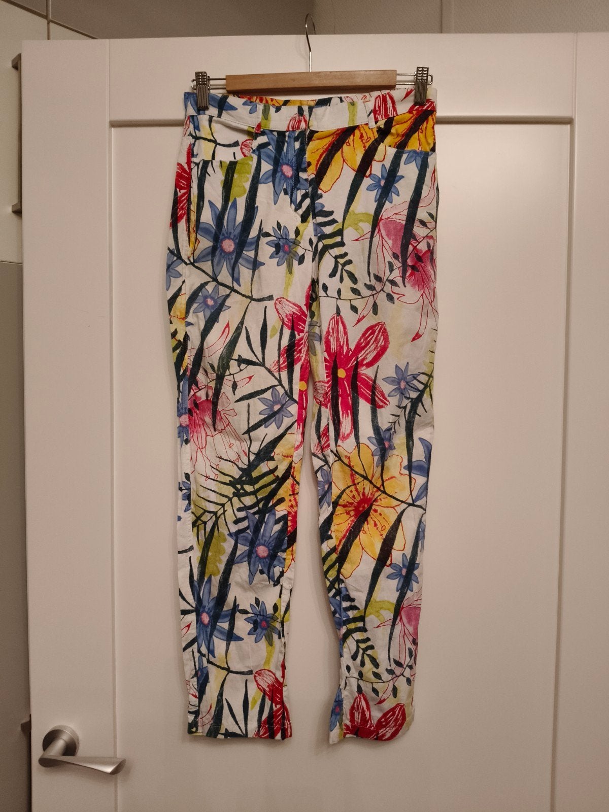 Marella bloemenprint broek - Maat 38/40 (M), Kleding | Dames, Maat 38/40 (M), Meerkleurig, Ophalen of Verzenden, Zo goed als nieuw