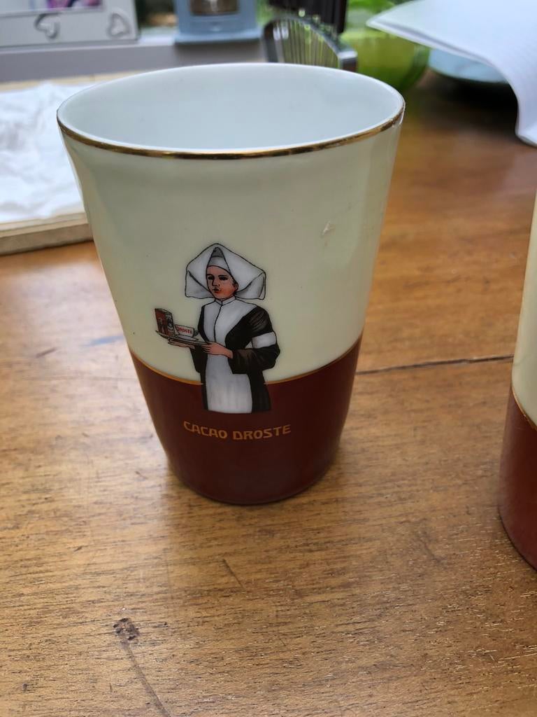 Droste bekers, Ophalen of Verzenden, Zo goed als nieuw, Overige stijlen, Kop(pen) en/of Schotel(s)