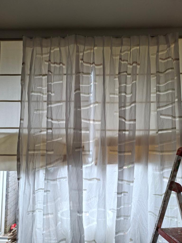 Vitrage 2x creme kleur, Overige kleuren, 200 cm of meer, Zo goed als nieuw, 50 tot 100 cm