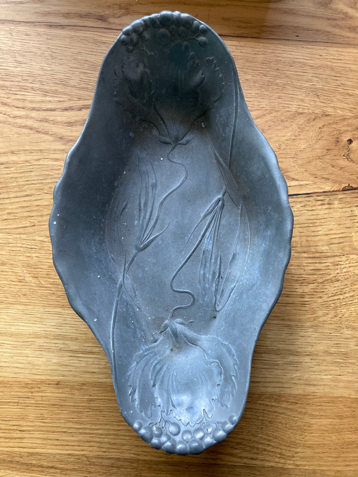 Art Nouveau schaal van Osiris tin - model 540, Antiek en Kunst, Ophalen of Verzenden