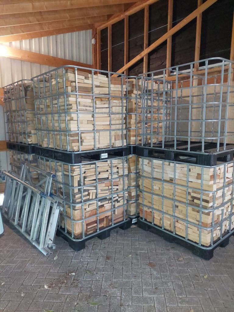 1.2 kuub. droog hout. Kratten mogen weg tegen meerprijs., Minder dan 3 m³, Ophalen
