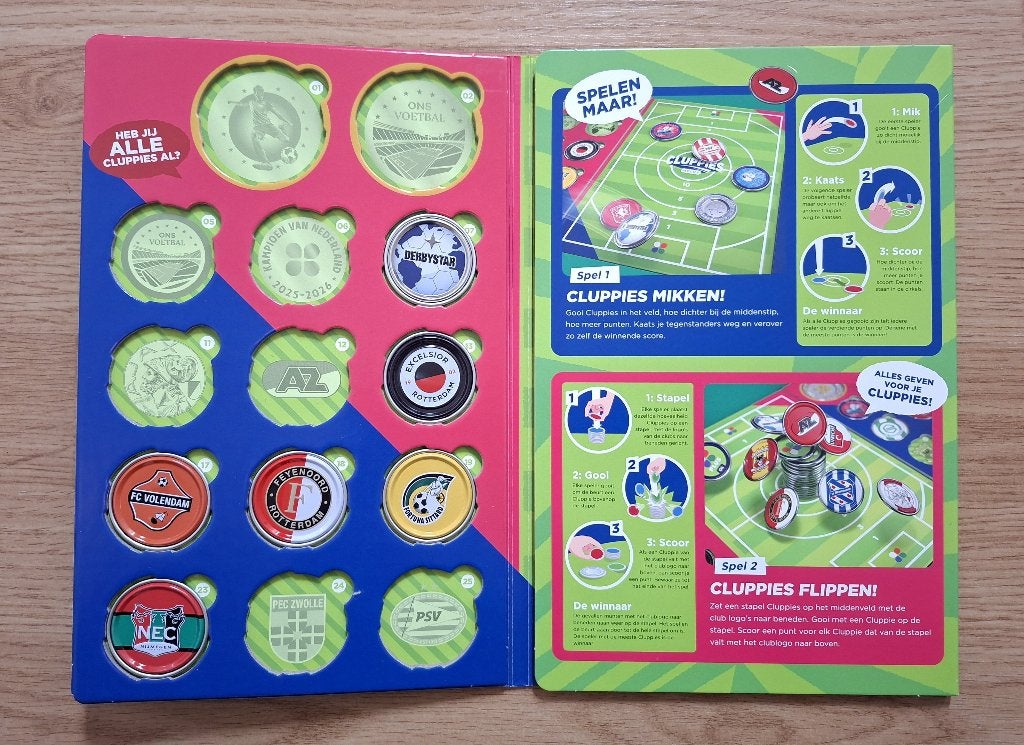 PLUS Cluppies verzamelalbum met 10 Cluppies, Verzamelen, Plus, Ophalen of Verzenden