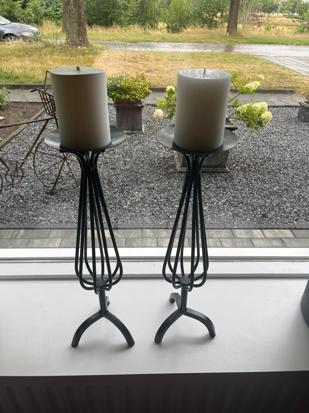 Set van 2 zwarte metalen kandelaars, Ophalen, Gebruikt, Metaal, Kandelaar