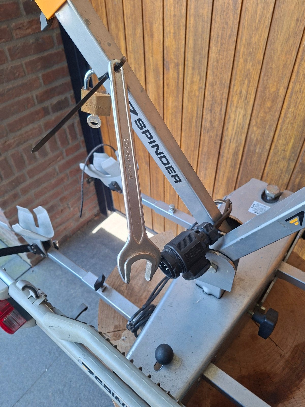 Spinder Elite fietsendrager, Auto diversen, Ophalen of Verzenden, Zo goed als nieuw, 2 fietsen, Trekhaakdrager