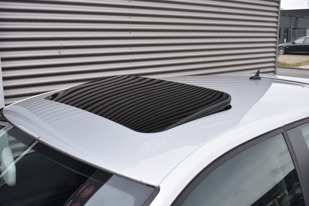 Audi A3 2.0 TDI ATTR. BNS / PANO DAK / CLIMA / PDC / 100% ON, Auto's, Voorwielaandrijving, 4 cilinders, 700 kg, Origineel Nederlands