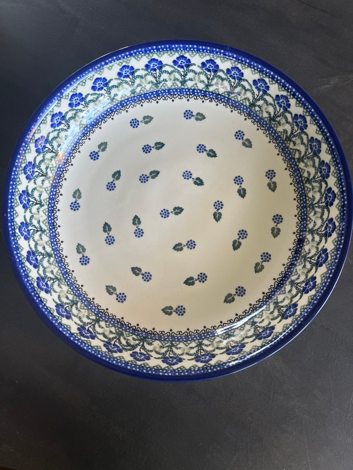 Bunzlau schaal met blauw bloemmotief - Pools aardewerk, Ophalen, Handbeschilderd, Porselein of Keramiek, Schaal
