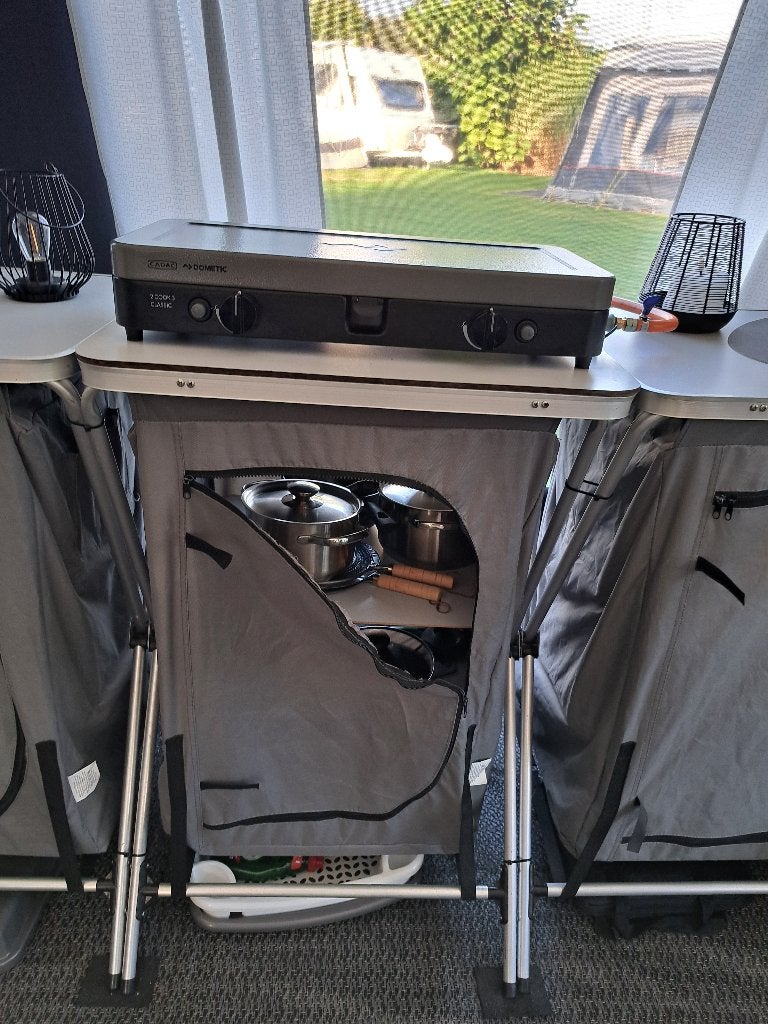 Camping kastjes, Caravans en Kamperen, Ophalen, Zo goed als nieuw, Campingkast