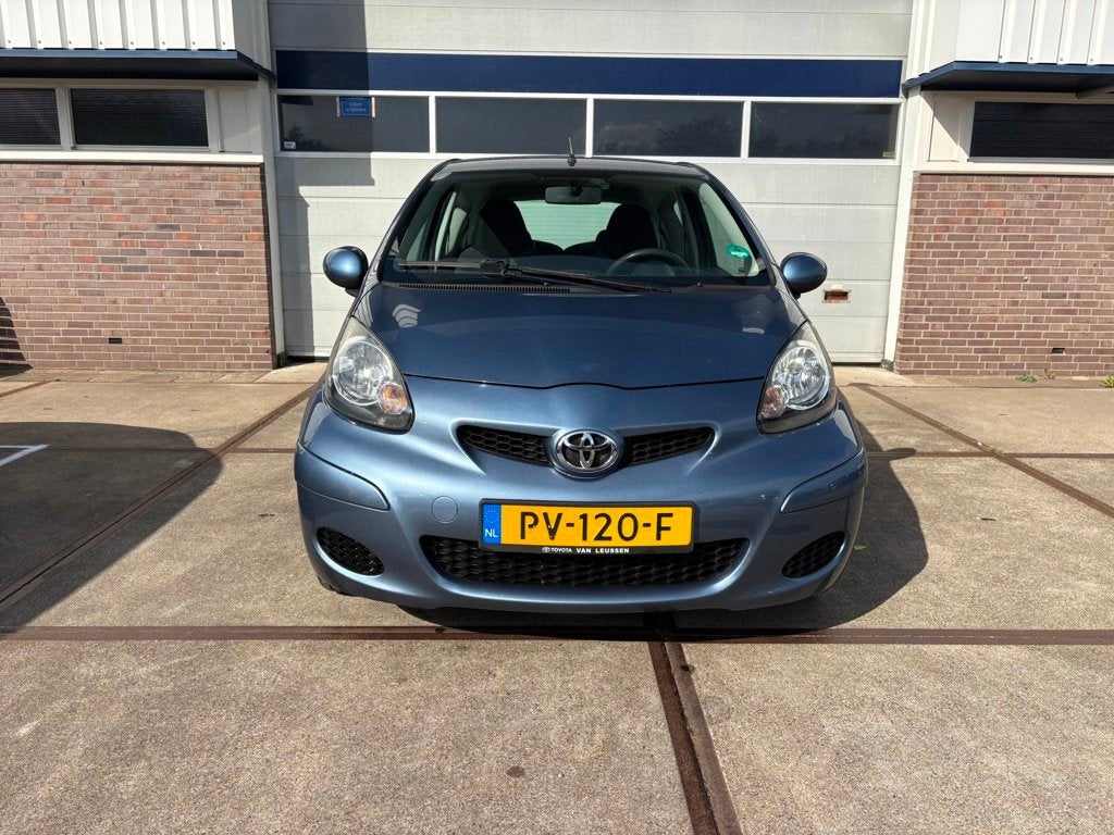 Toyota Aygo 1.0 | NIEUWE KOPPELING | AIRCO | APK 03-2027, Auto's, Voorwielaandrijving, Gebruikt, 68 pk, Bedrijf