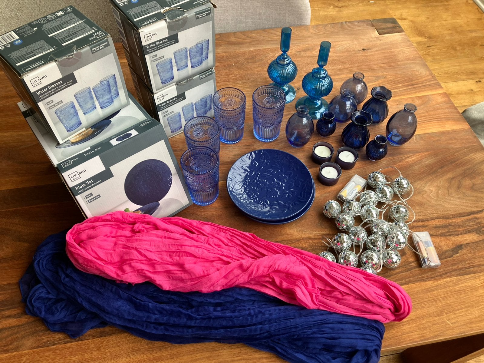 Feestelijk servies en versiering voor diner, bijv Mamma Mia, Keramiek, Ophalen of Verzenden, Zo goed als nieuw, Modern