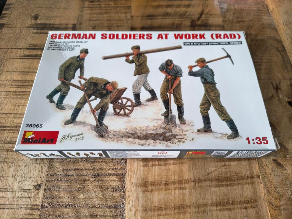 MiniArt German Soldiers at Work (RAD) 1:35 Modelbouw, Ophalen of Verzenden, Nieuw, 1:35 tot 1:50, Figuur of Figuren