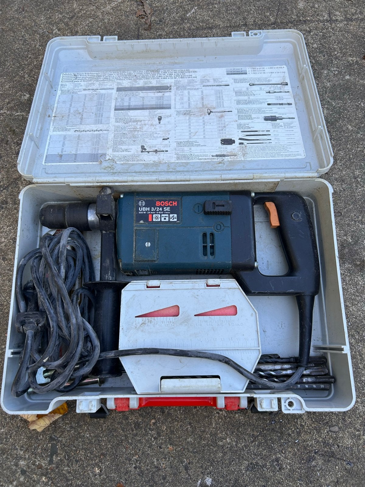 Bosch UBH 3/24 SE Industriële / blauwe Boormachine, Doe-het-zelf en Verbouw, Ophalen, Gebruikt, Boor- en/of Breekhamer, Klopboormechanisme