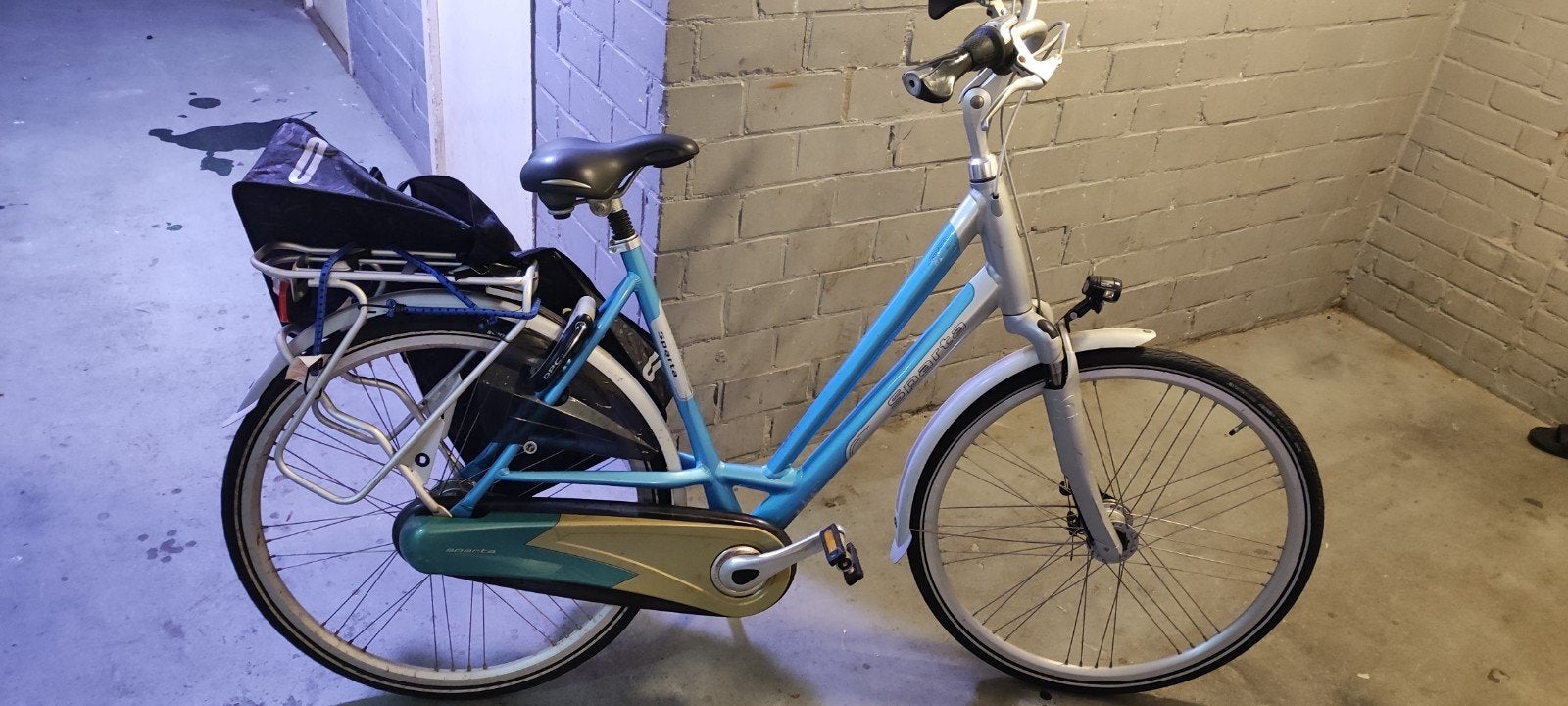 Sparta damesfiets met versnellingen en lage instap, Ophalen, Sparta, Versnellingen, Trommelrem