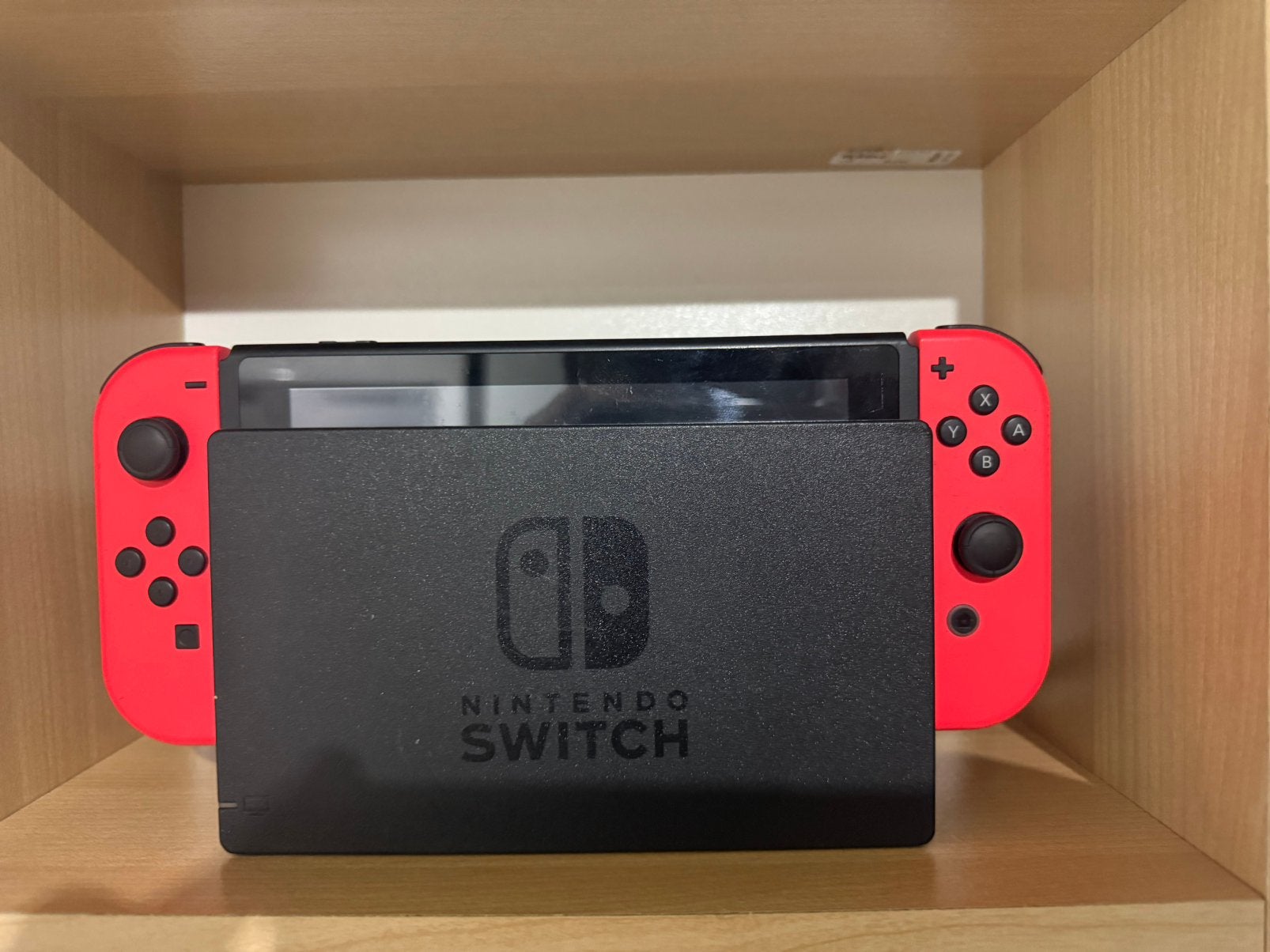 Switch met 4 controllers en spellen, Spelcomputers en Games, Ophalen of Verzenden, Zo goed als nieuw, Met 2 controllers, Switch Original