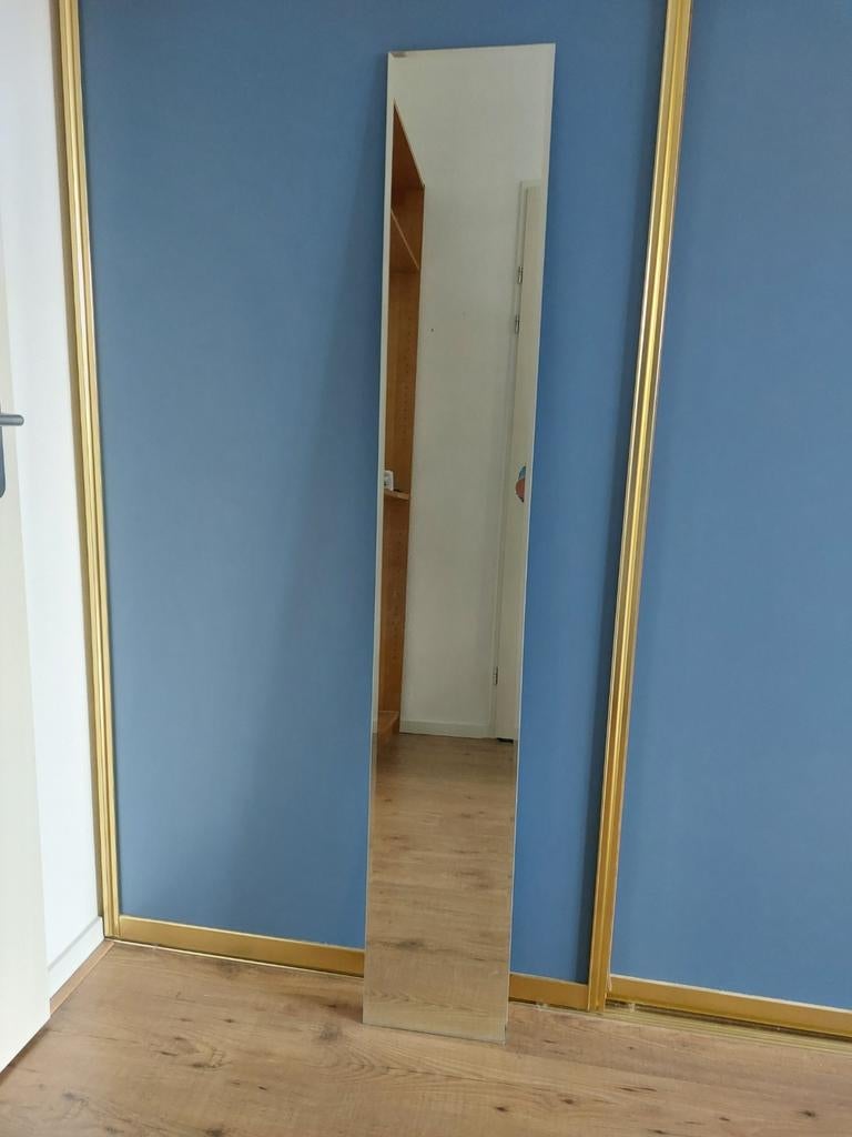 Wandspiegel 165 x 25 cm - Modern en Slank Design, Minder dan 50 cm, Gebruikt, Ophalen of Verzenden, 150 tot 200 cm