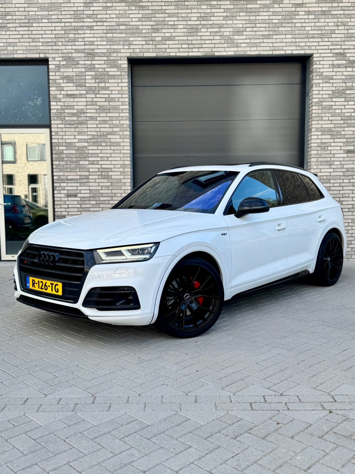 Audi SQ5 3.0 Tfsi Quattro 354pk Tiptronic 2017 Wit Uniek, Auto's, Automaat, Dealer onderhouden, Parkeerassistent, 2995 cc