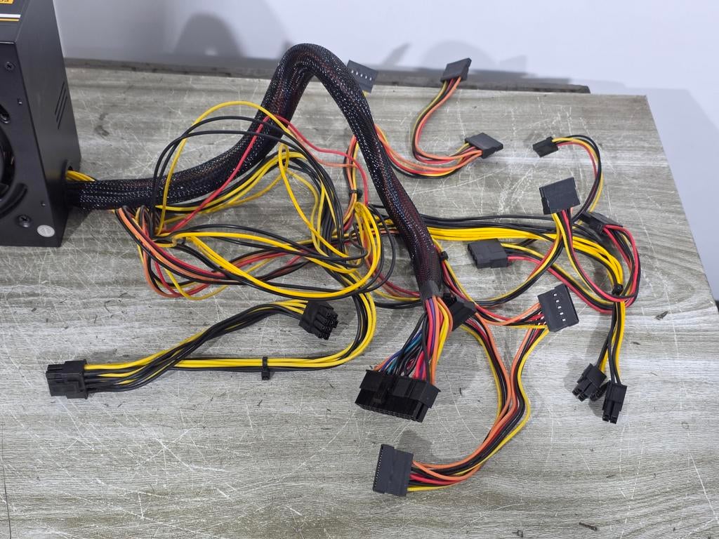 Antec 650w max voeding psu power supply vp650p plus, Ophalen of Verzenden, Gebruikt