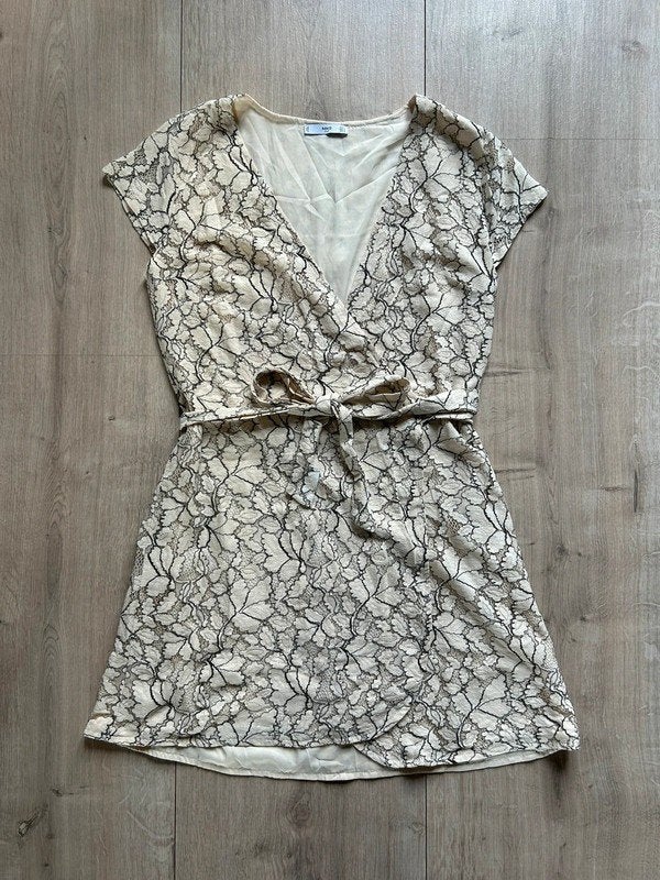 MNG Suit jurkje - maat L - nieuwstaat - overslagmodel, Nieuw, Ophalen of Verzenden, Maat 34 (XS) of kleiner, Boven de knie