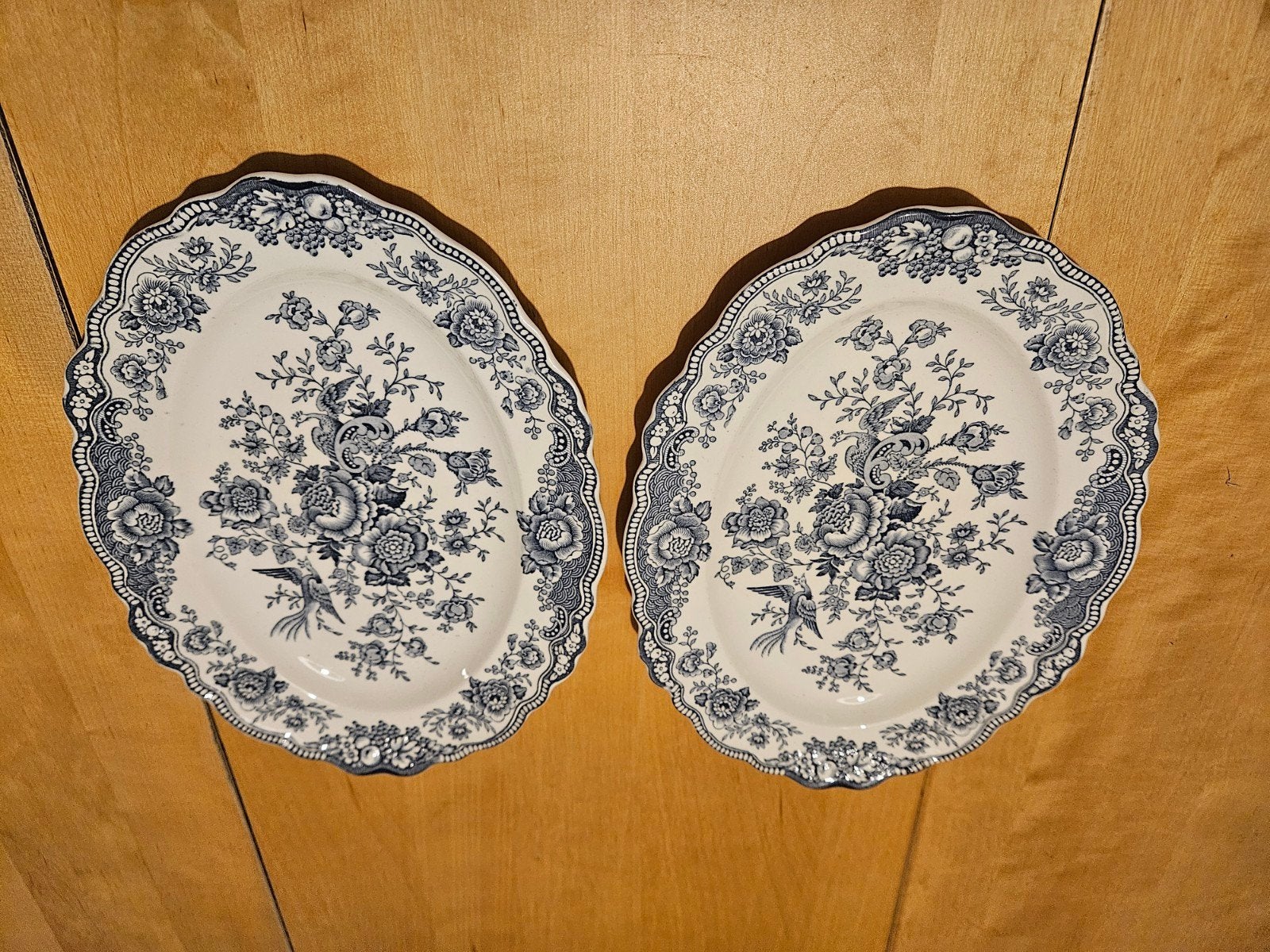 Vintage ovale serveerschalen van Crown Ducal uit de Bristol-, Ophalen