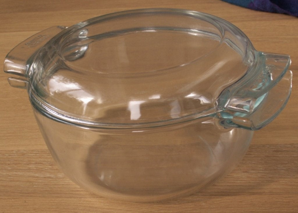 Glazen Pyrex schaal rond met deksel France, Huis en Inrichting, Keuken | Keukenbenodigdheden, Ophalen of Verzenden, Gebruikt