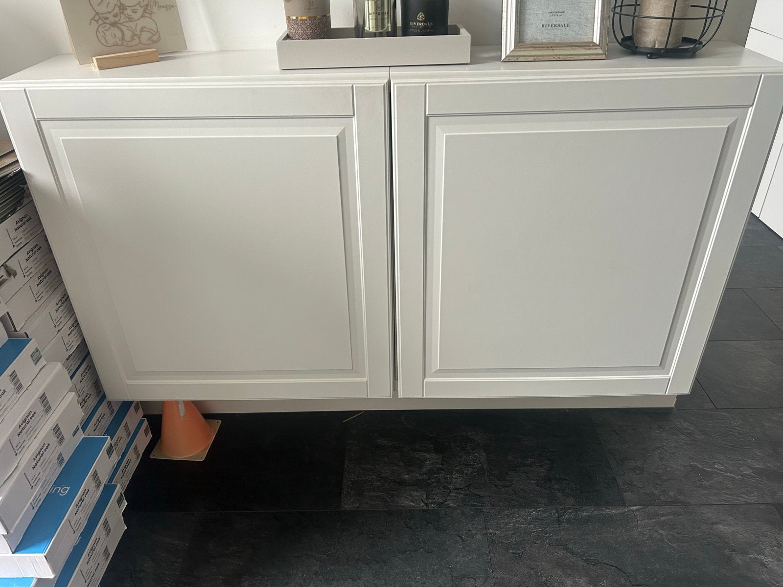 IKEA Besta Kast - Wit met 2 deuren, Huis en Inrichting, Ophalen of Verzenden, Gebruikt