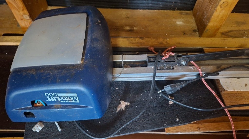 chamberlain garage deur opener, Doe-het-zelf en Verbouw, Deuren en Horren, Ophalen, Gebruikt, Garagedeur, 120 cm of meer