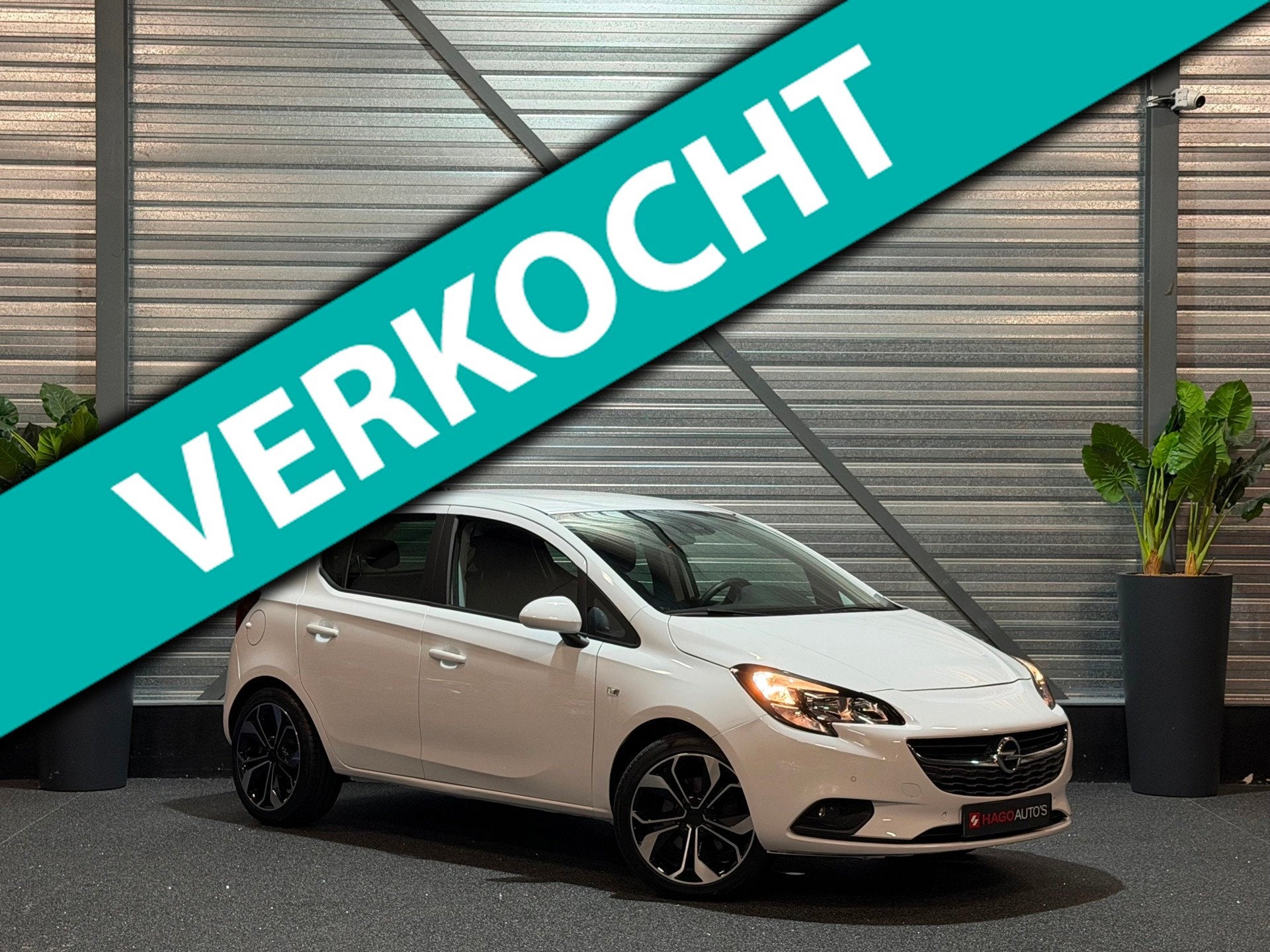 Opel Corsa E 1.4 NAVI/CRUISE/PDC/CAMERA/STOEL+STUURVERW/CARP, Auto's, Gebruikt, 4 cilinders, Wit, Origineel Nederlands
