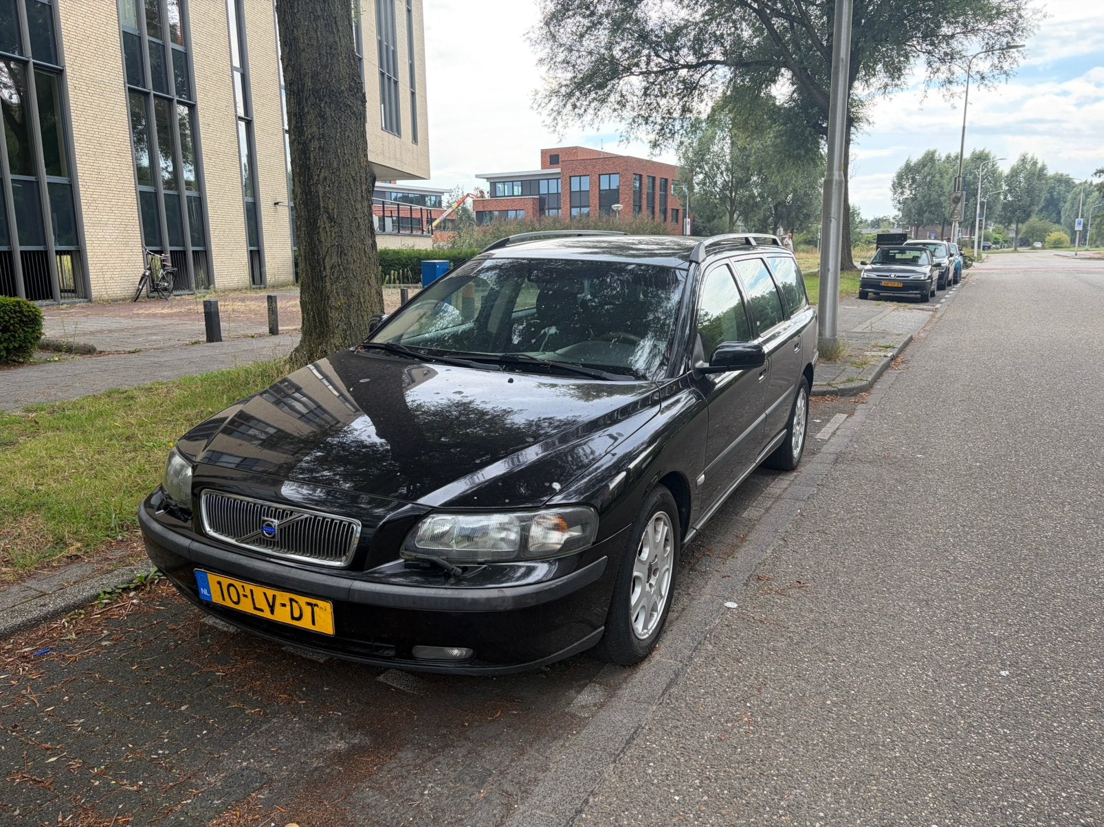 Volvo V70 2.4 140PK 2003 Zwart, Voorwielaandrijving, 1800 kg, Zwart, Zwart