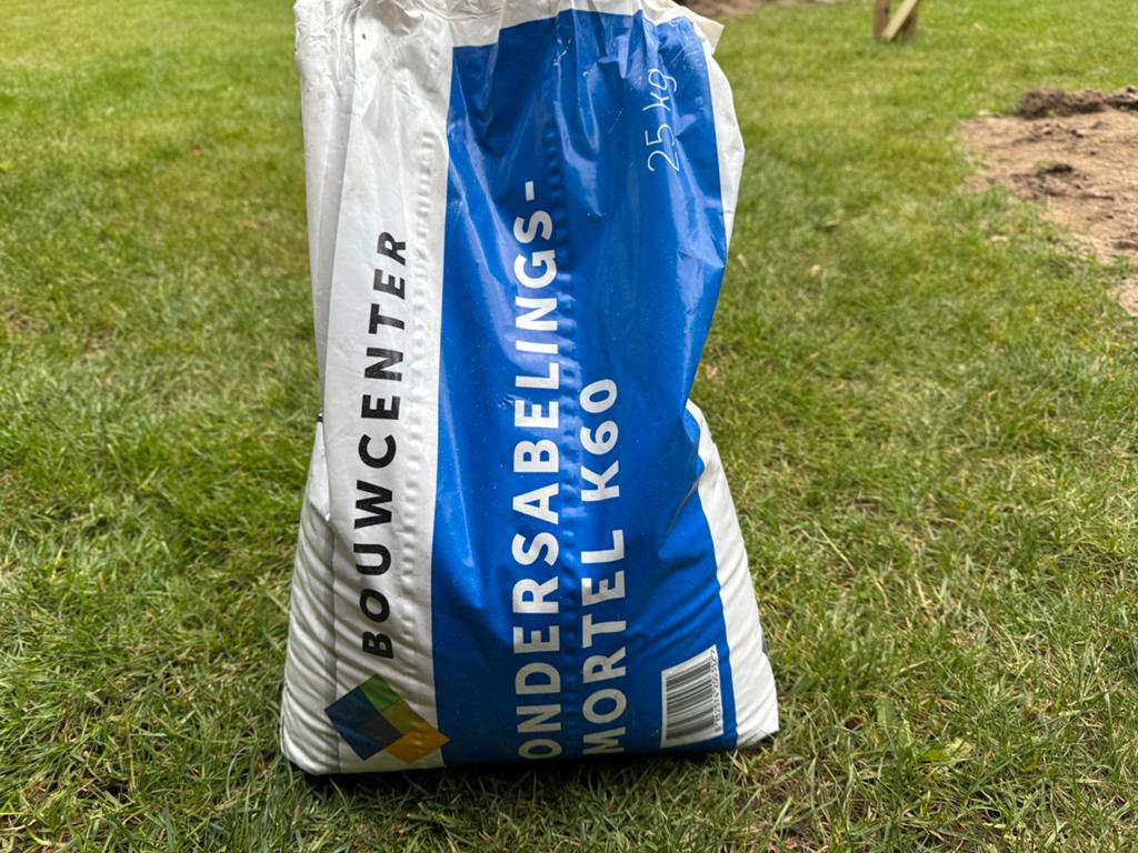HCI Ondersabelingsmortel K60 - aangebroken +-20kg zak, Ophalen, Zo goed als nieuw