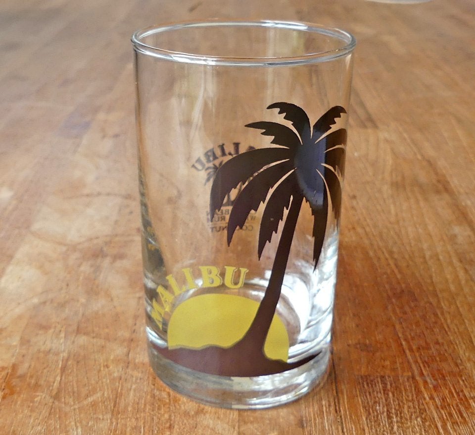 Malibu glas longdrinkglas coconut rum likeur, Huis en Inrichting, Keuken | Servies, Glas of Glazen, Gebruikt, Ophalen of Verzenden