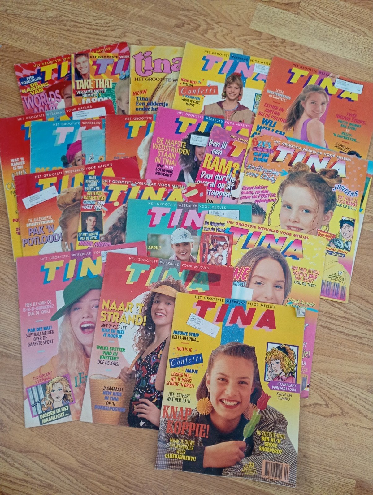 19 oude tina's - vorige eeuw, Boeken, Meerdere stripboeken, Ophalen of Verzenden, Gelezen