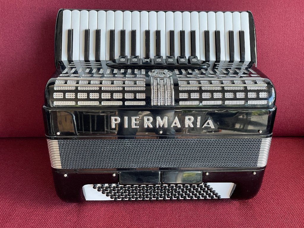 Mooie Piermaria accordeon model 402 . 96 bas .Musette., Overige merken, Met koffer, Zo goed als nieuw, 96-bas