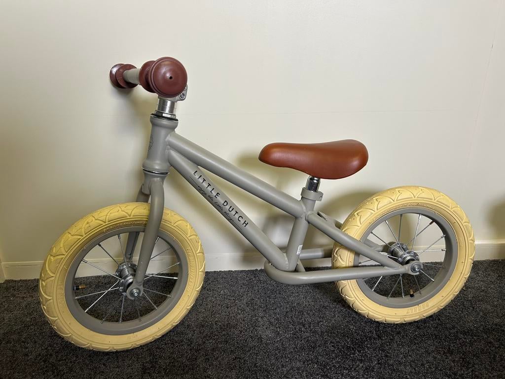 Loopfiets Little dutch, Ophalen, Zo goed als nieuw, Minder dan 16 inch