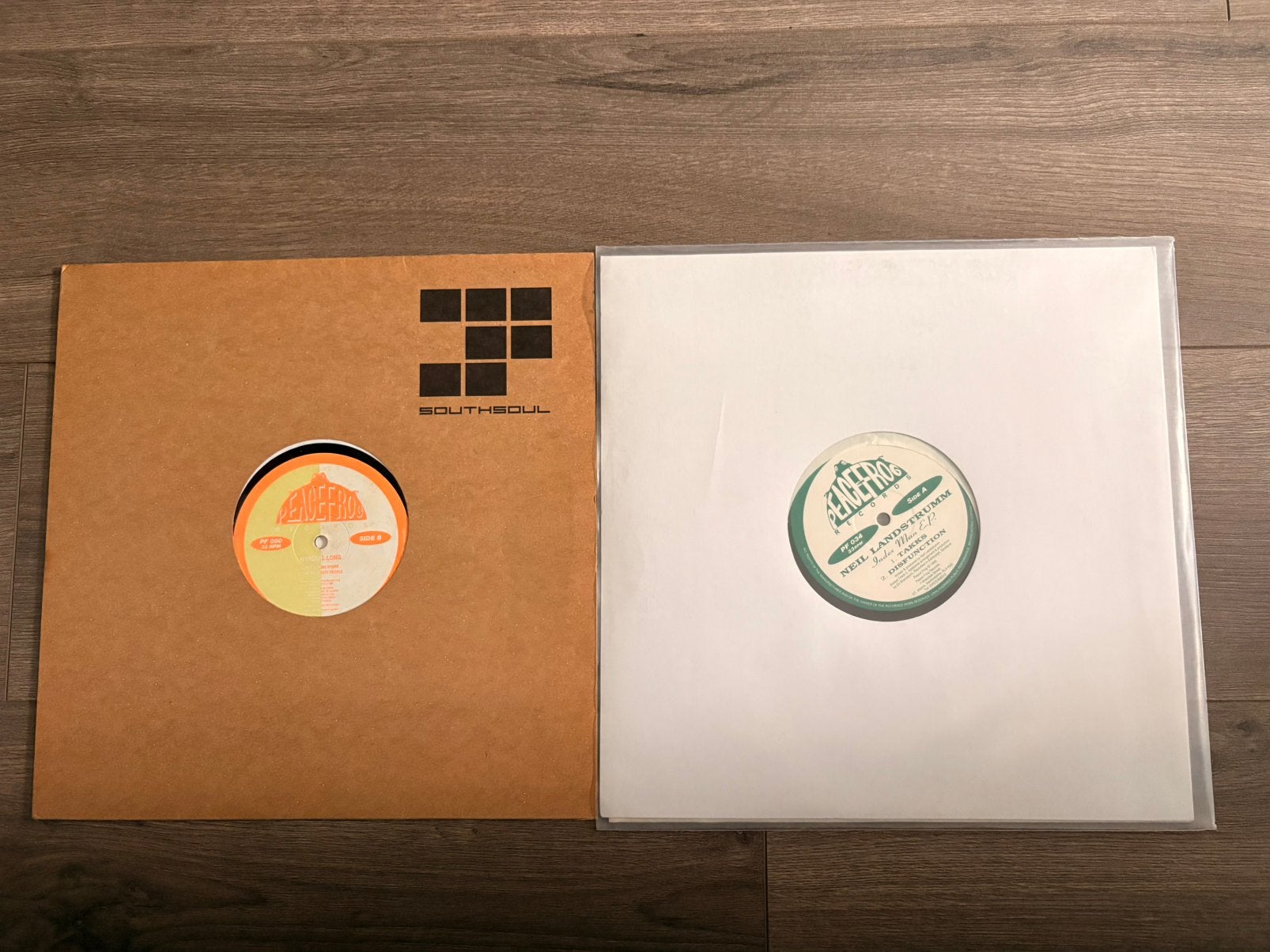 2x Peacefrog PF050 + PF034, Ophalen of Verzenden