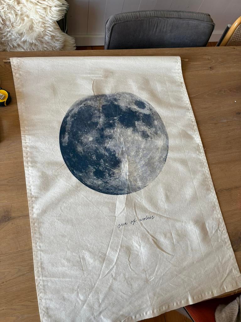 Katoenen maan poster, Ophalen of Verzenden, Zo goed als nieuw, Foto of Poster, 75 cm of meer