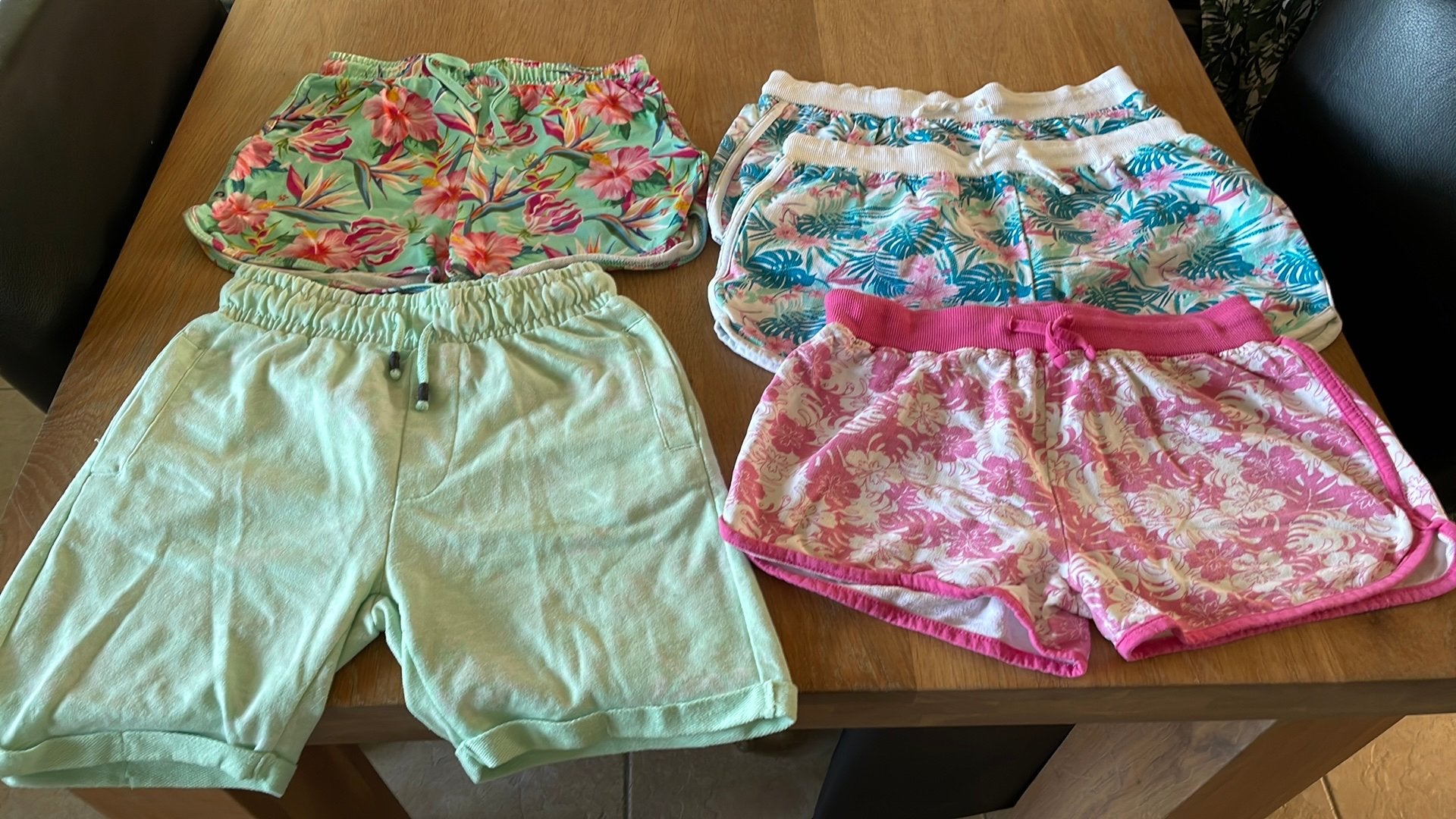 4 x korte broek maat 152 158, Ophalen, Gebruikt, Meisje, Broek