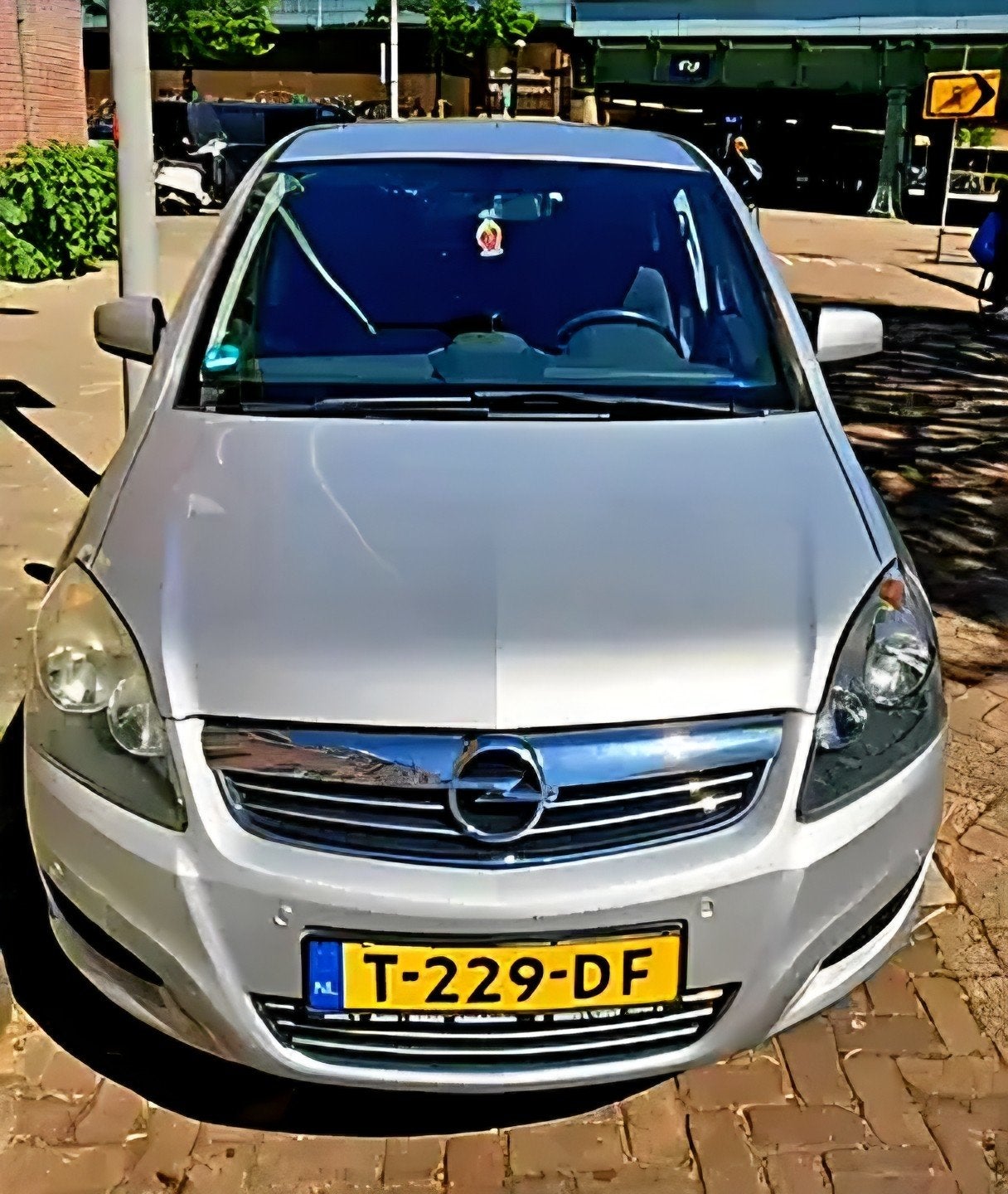 Opel zafira benzine 1.6 2010, Ophalen of Verzenden, Zo goed als nieuw