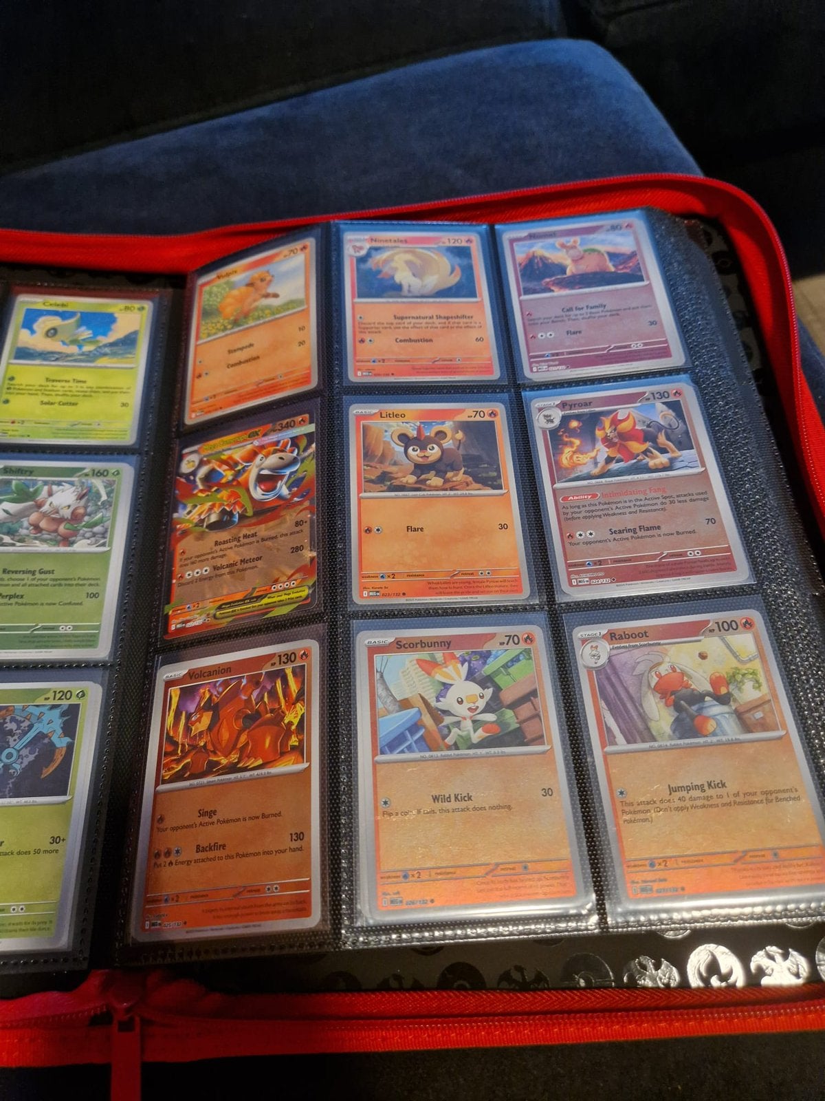 Mega evolution base set, Ophalen of Verzenden, Zo goed als nieuw