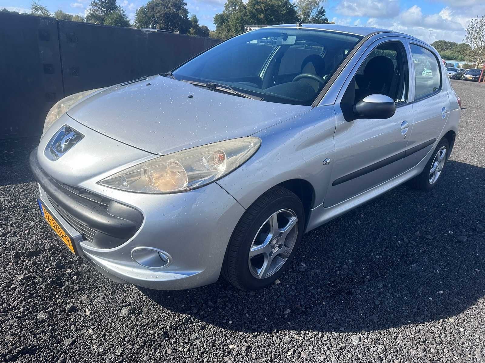 2009 - Peugeot - 206 + - 1.1 XS - 12-JXD-9, Auto's, Voorwielaandrijving, 206+, Gebruikt, 60 pk