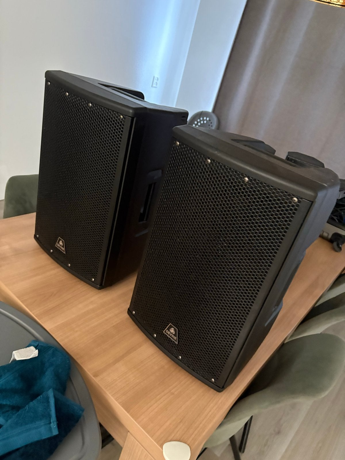 Devine AXEO 10A actieve speakerset (2 stuks), Audio, Tv en Foto, Luidsprekers, Gebruikt, Speakerset, Ophalen of Verzenden, Bluetooth