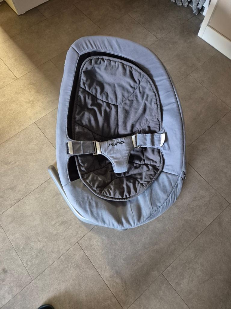 Nuna leaf, Kinderen en Baby's, Wipstoeltjes, Ophalen, Zo goed als nieuw