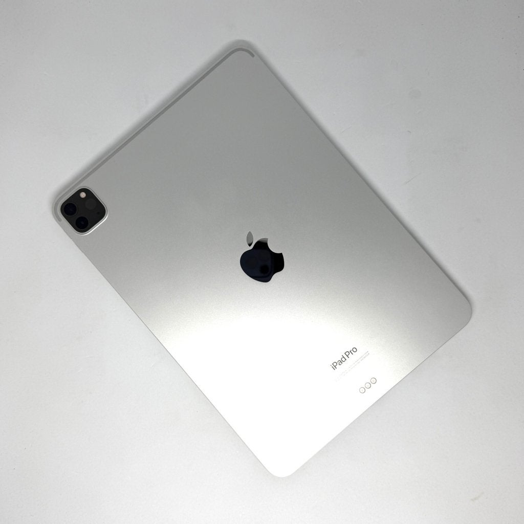 iPad Pro 11 inch M2 128GB zilver /krasvrij /87% batt /garant