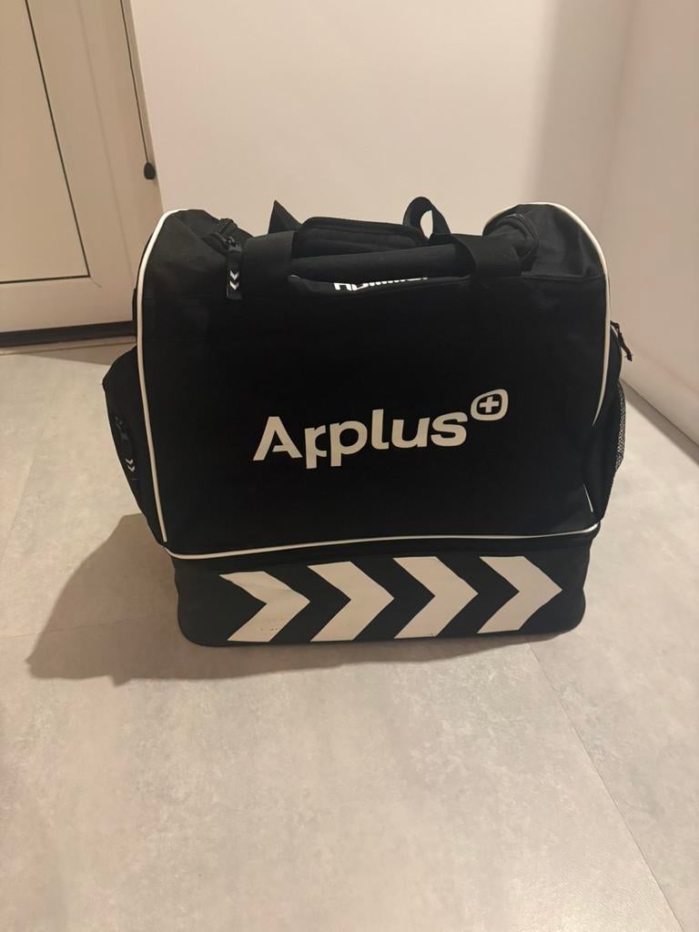 Hummel sport tas met schoenenbox, Ophalen of Verzenden, Zo goed als nieuw