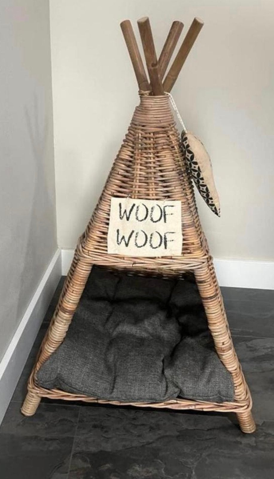 Nieuwe tipi hondenmand, Dieren en Toebehoren, Ophalen, Zo goed als nieuw