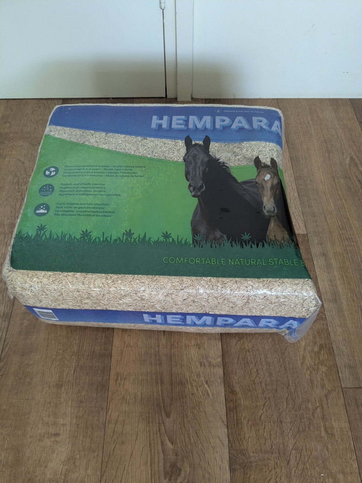 Hemparade, hennep strooisel halve zak, 7 kg, bodembedekking,, Ophalen, Zo goed als nieuw, Overige typen