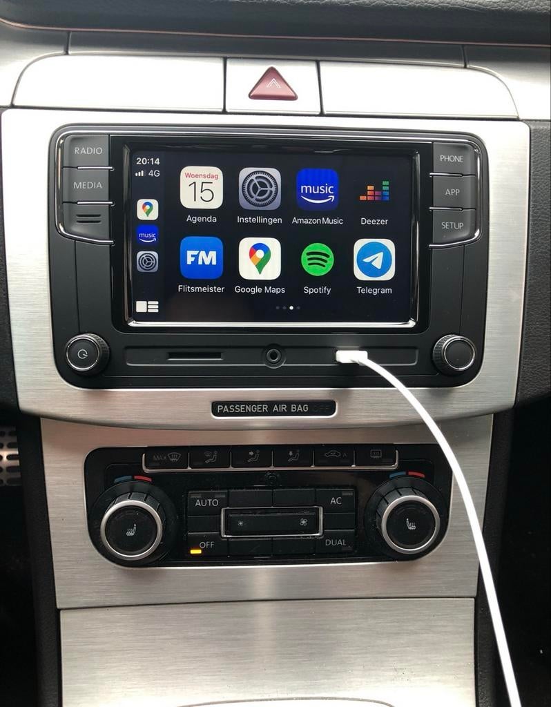 Volkswagen RCD 330 CarPlay autoradio, Ophalen of Verzenden, Nieuw