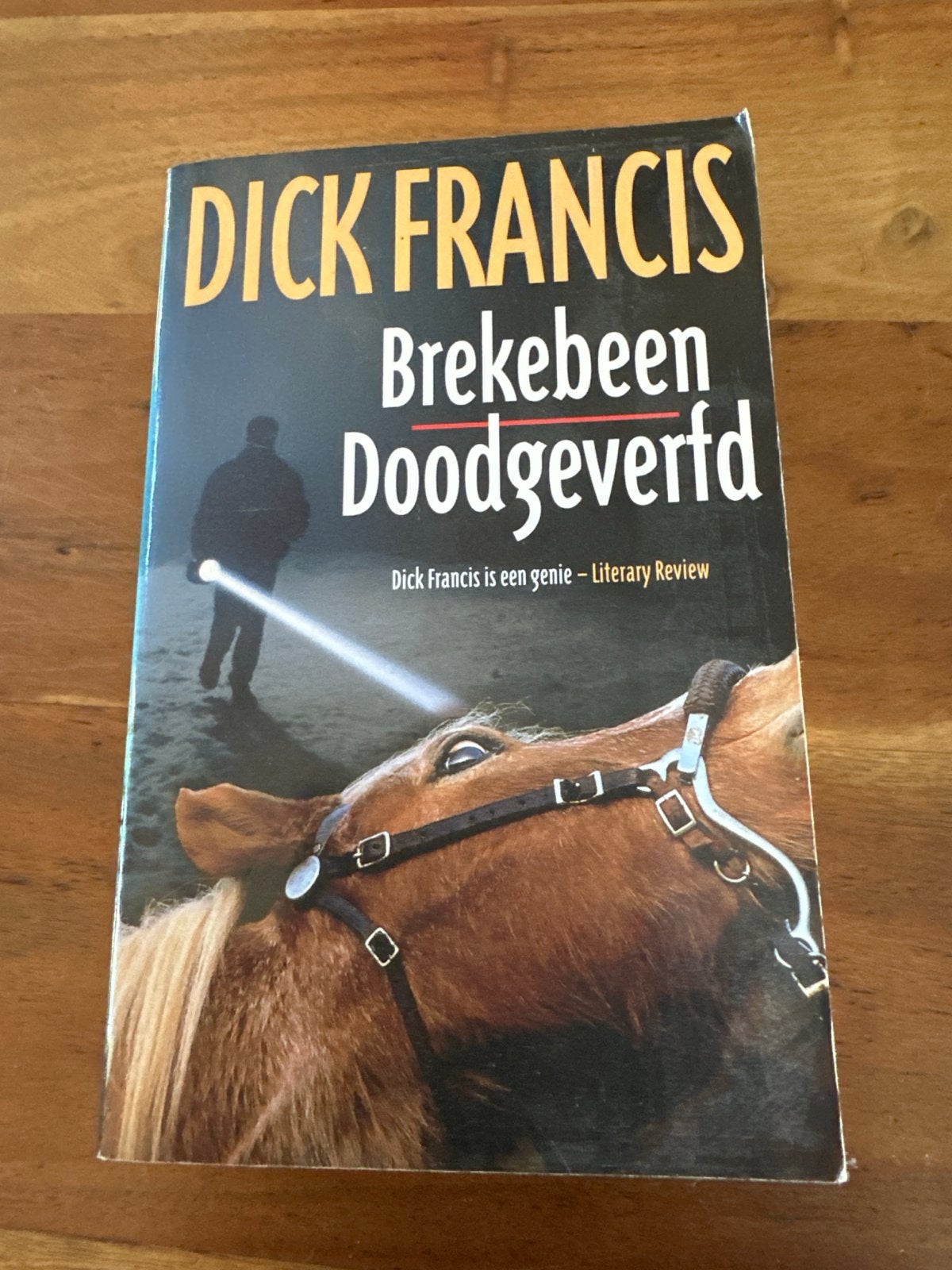 Dick Francis - Brekebeen / Doodgeverfd (Thriller), Boeken, Ophalen of Verzenden, Gelezen