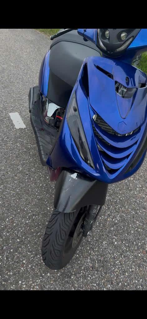 Gezocht zip 2t, Ophalen of Verzenden, Zo goed als nieuw, Overige typen, Piaggio
