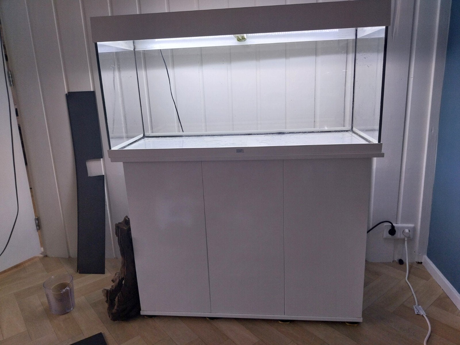 Aqarium Juwel 200L met kast, Ophalen, Gebruikt, Leeg aquarium, Juwel
